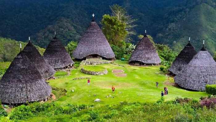 Kampung Adat Pajambon